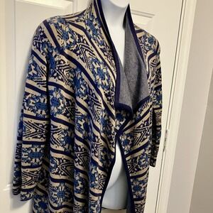 Lucky Brand‎ Size Medium Long Cardigan Sweater Women's Open Front Tan Blue Print